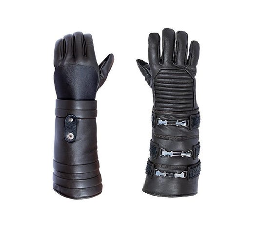 Star Wars Anakin Skywalker Leather Gloves, Clone Wars Screen