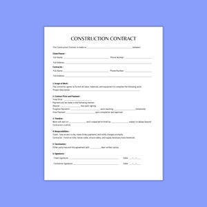 Op de afbeelding: Een wit bouwcontractformulier met de titel "CONSTRUCTION CONTRACT" in zwarte tekst. Het formulier bevat secties voor klant/eigenaar, aannemergegevens, werkingssfeer, betalingsvoorwaarden en handtekeningen, alles op een blauwe achtergrond.