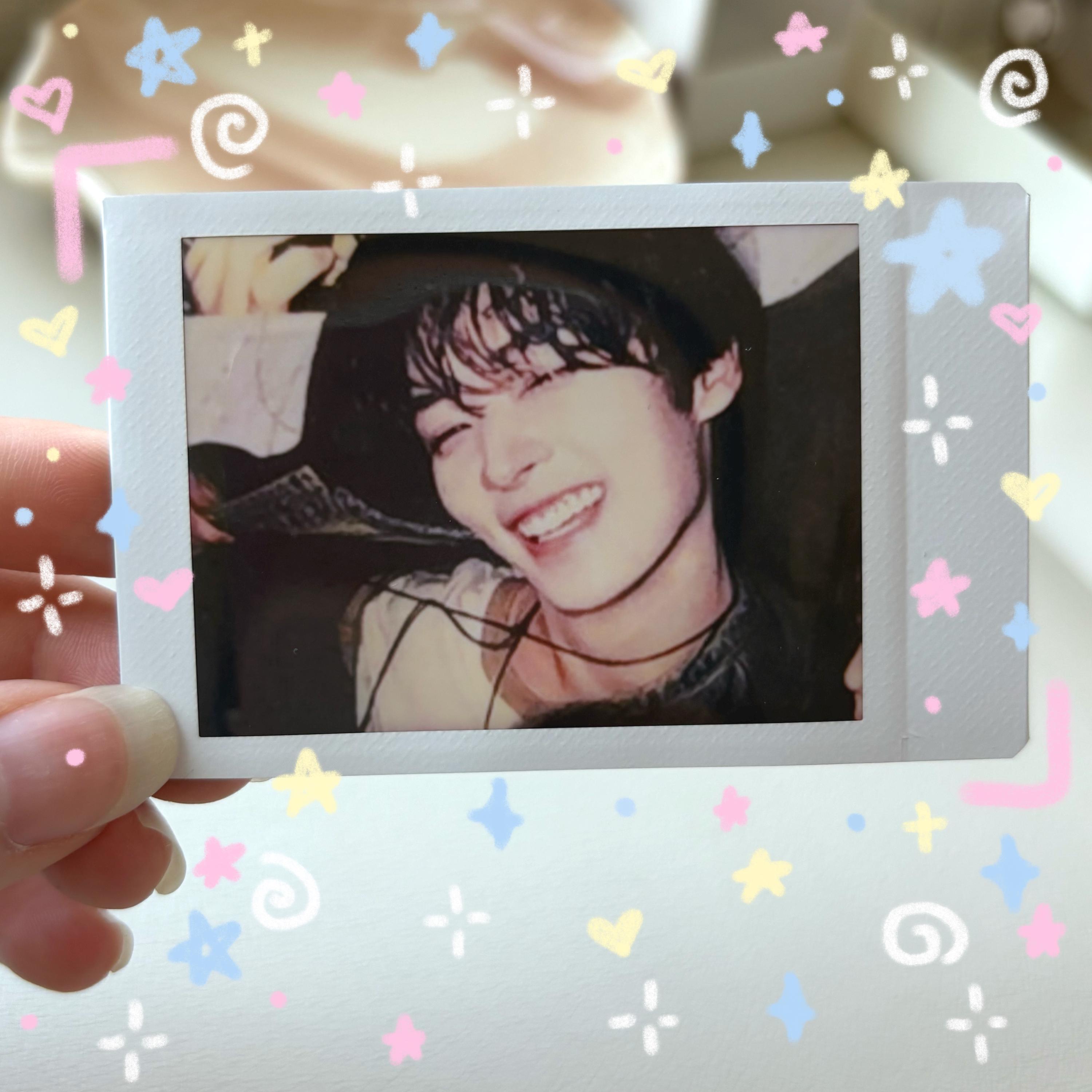 Stray Kids 2022    ハン ジソン　 ポラロイド Stray Kids SKZ HAN JISUNG Season's Greetings 2021 Official