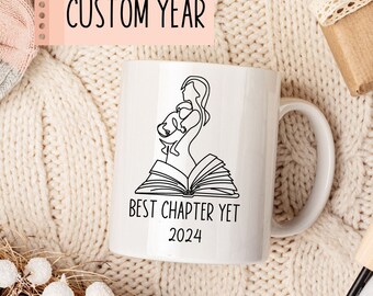 Mother&#39;s Day Gift for Book Lover, Custom Reading Mug for New Mom, First Mothers Day Gift, Custom Gift for New Mother, Personalized Mom Mug