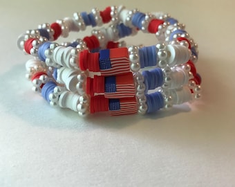 Handmade USA Flag Beaded Bracelet – Polymer Clay & Faux Pearl