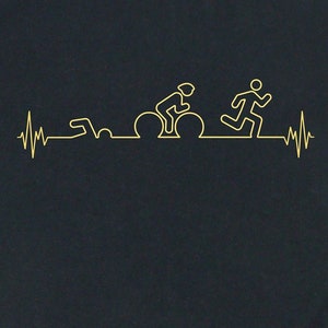 Camisa divertida de triatlón con gráfico de corazón, camiseta de carrera de carrera en bicicleta de natación, camiseta de regalo de carrera de triatlón para triatleta, camiseta para adultos unisex del equipo de atletas