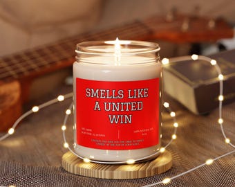 Świeca Smells Like A Win, prezent dla Manchesteru United, prezent dla kibica Manchesteru United, prezent na Ligę Mistrzów, świeca na mecz dla niego,