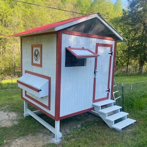 The Holler Roost Chicken Coop  (Up to 25 chickens) - Detailed Blueprints, Cut List, and Construction Manual