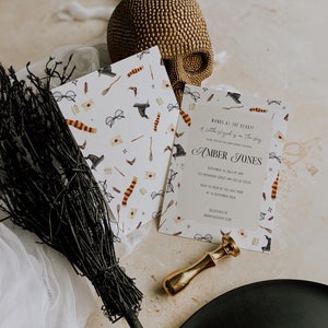 Invitación para baby shower de la escuela de magos, invitación a la academia de brujería, tarjeta de fiesta con temática mágica, plantilla imprimible de Canva para celebración de fantasía