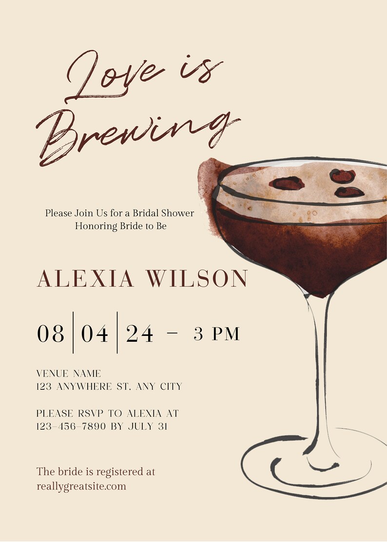 Puede incluir: Invitaci&oacute;n a una despedida de soltera con el texto "Love is Brewing". La invitaci&oacute;n incluye el nombre de la novia, la fecha, la hora y la informaci&oacute;n de RSVP, junto con una ilustraci&oacute;n de acuarela de una copa de c&oacute;ctel.