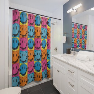 Retro Smiley Face Shower Curtain: Fun Bathroom Decor