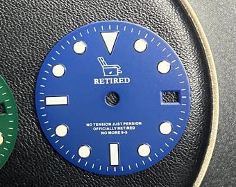 Wycofany z użytku - tarcza zegarka z logo parodii