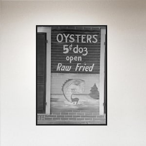 Raw Fried Oysters Werbeschild Vintage Schwarzweiß Foto Premium Matte Papier Schwarzkiefer Holzrahmen Poster Wanddekor VERSCHIEDENE GRÖSSEN
