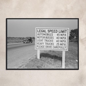 Autobahn Tempolimit Schild Waco TX Vintage Schwarzweiß Foto Premium Mattpapier Schwarzkiefer Holzrahmen Poster Wanddekoration VERSCHIEDENE GRÖSSEN