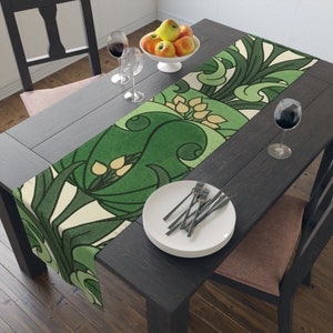 Table Runner Cotton Twill or Polyester Large Green Flower Floral Design Art Nouveau Vintage Pattern Home Kitchen Decor Table Linen 2 SiZES