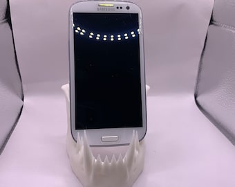 3D Printed Fanged Phone Holder | Demon Jawbone Stand