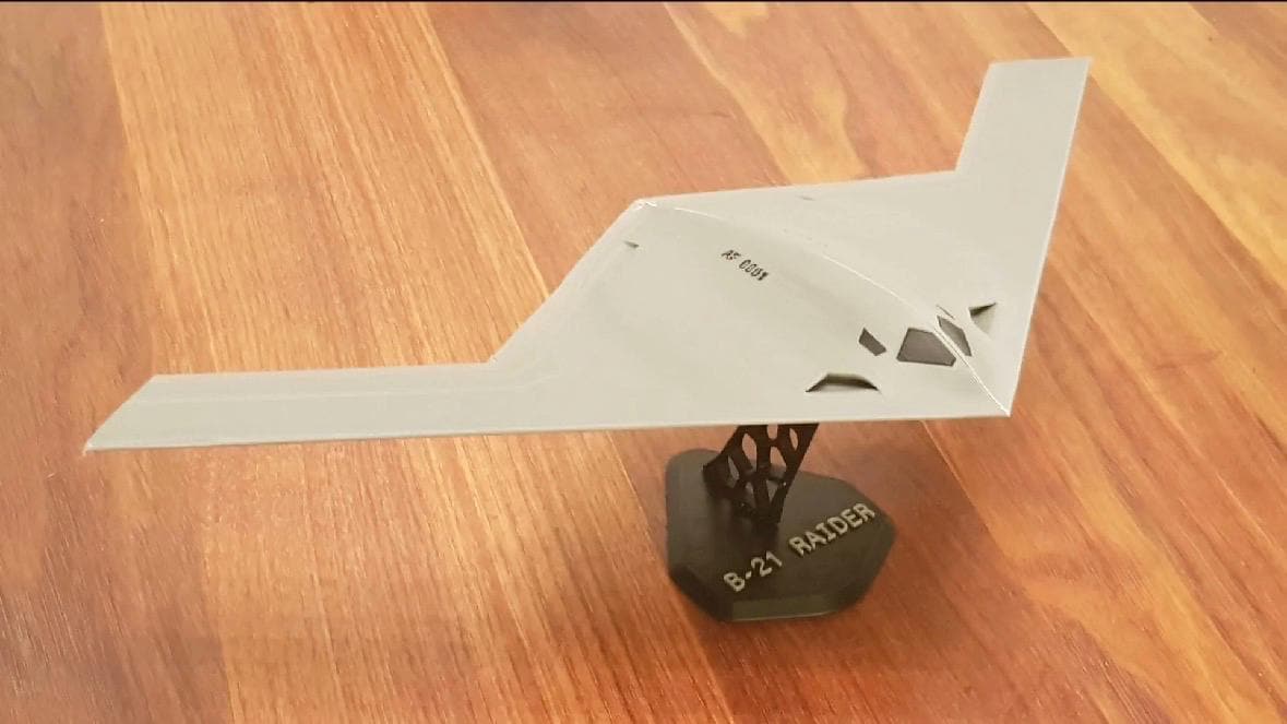 Model B21 Raider - Etsy
