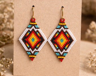 Handgemachte Rocailles Geometrische Ohrringe, Ojibwe Inspiriert Design, Bunter Boho Statement Schmuck