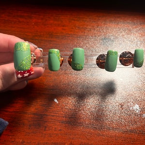 Gel Medium Green Summer Nails