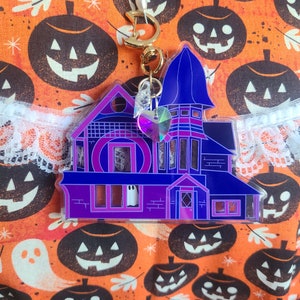 Haunted Mansion Spooky Ghost House Acrylic Shaker Charm Keychain