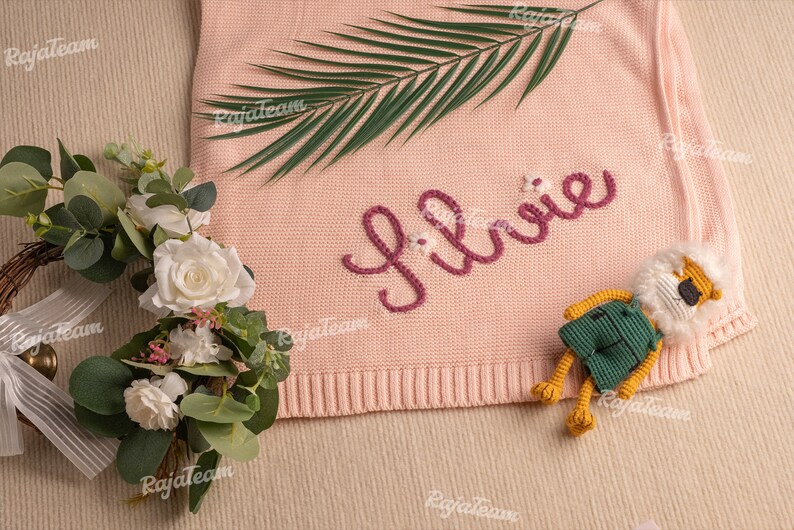 Personalized Embroidered Baby Blanket: Custom Name, Cozy Stroller Throw, Soft Knitted Cotton, Newborn Keepsake, Baby Shower Gift zdjęcie 2