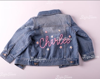 Chaqueta vaquera personalizada para niñas con nombre bordado / Abrigo Jean personalizado