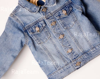 Custom Embroidered Denim Jacket for Girls: Personalize Their Style with a Unique Name Coat - Perfect Birthday Gift