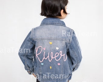 Personalisierte Mädchen Jeansjacke mit gesticktem Namen | Kundenspezifischer Jeansmantel
