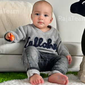 Personalisierte Baby Name Pullover für Neugeborene, ideal für Babypartys Bild 5