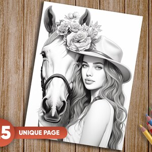 Pu&ograve; includere: Un'illustrazione in bianco e nero di una donna con i capelli lunghi e ondulati che indossa un cappello a tesa larga adornato con fiori. &Egrave; in piedi accanto a un cavallo con un morso.