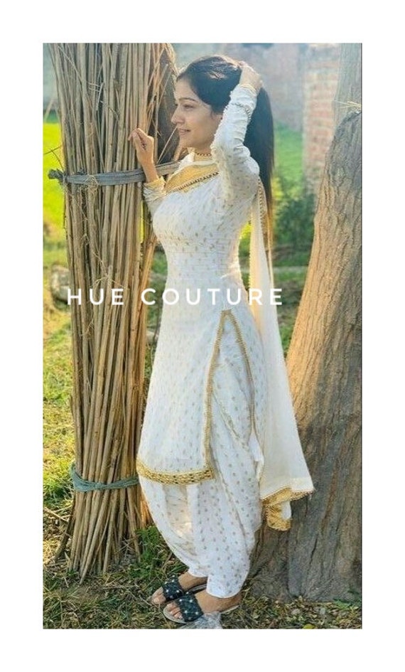 White Punjabi suit, Women's Fashion, Dresses & Sets, Traditional & Ethnic  wear on Carousell