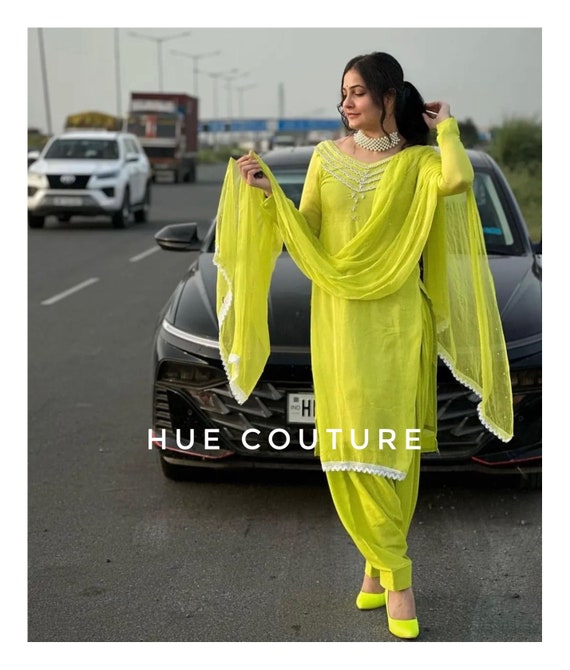 Green Punjabi Suits, Green Punjabi Salwar Kameez and Green Punjabi Salwar  Suits Online Shopping