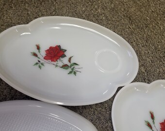 Rose Crest Snack Sets by Federal