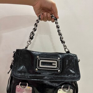 GENUINE ORIGINAL GUESS HAND BAG WITH MATCHING GUESS PURSE $50, Bags, Gumtree Australia Wollongong Area - Woonona