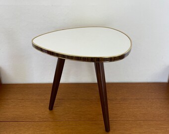 Tabouret / table à fleurs du milieu du siècle avec plateau blanc vintage des années 70