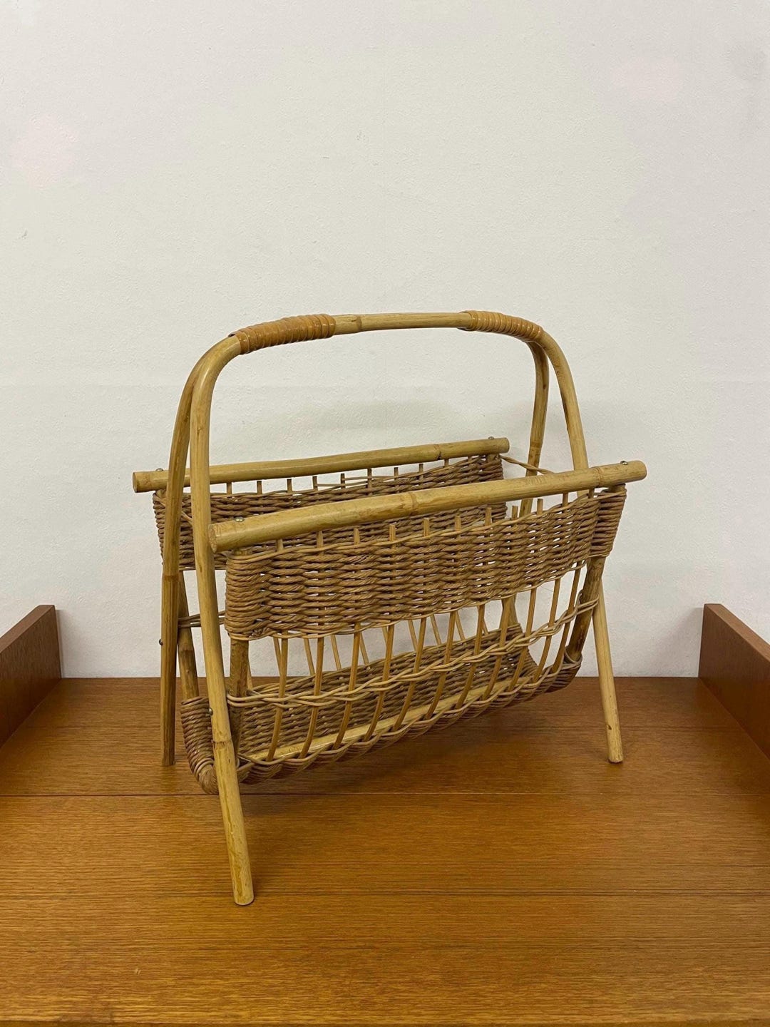 Mid Century Magazine Rack / Newspaper Rack Made of Bamboo and Rope 60s ...