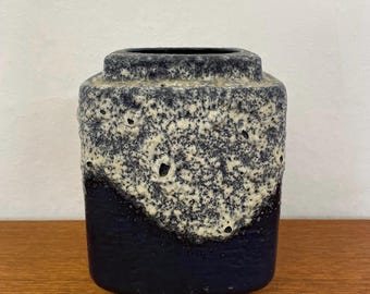 サイン入りスタジオ陶器花瓶2個セット（緑色）60年代～70年代ミッド