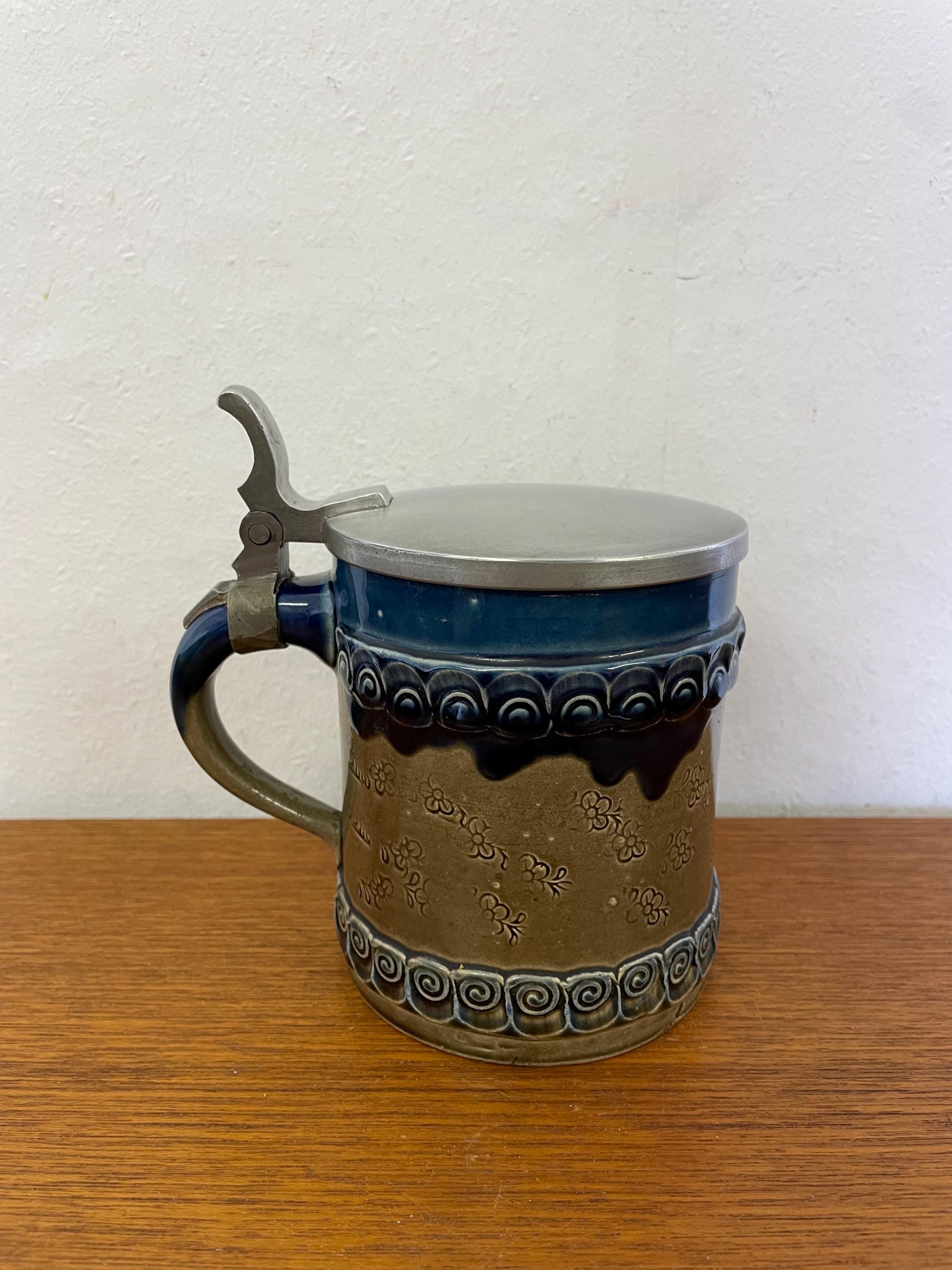 ビョルン・ヴィンブラッド作、ローゼンタールビールジョッキ、茶と青の