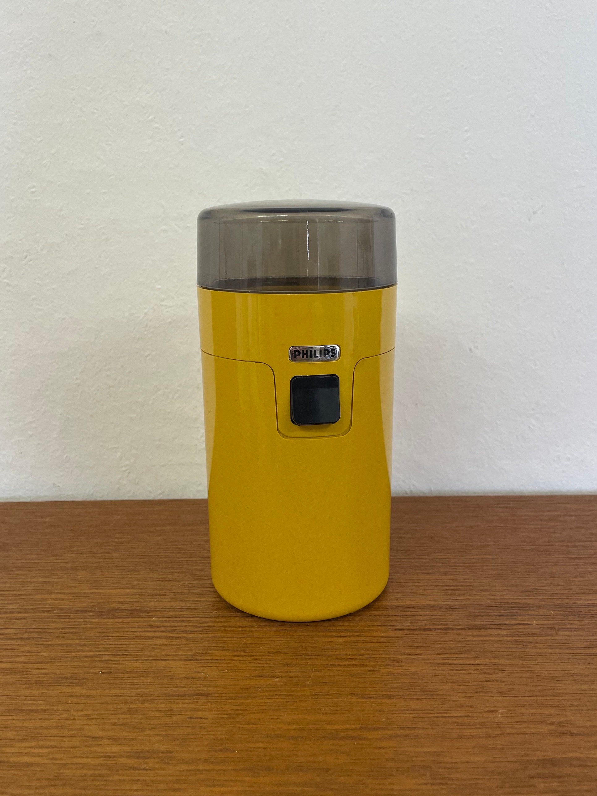 70s Electric Coffee Grinder HR 2109 From Philips in Yellow Mid