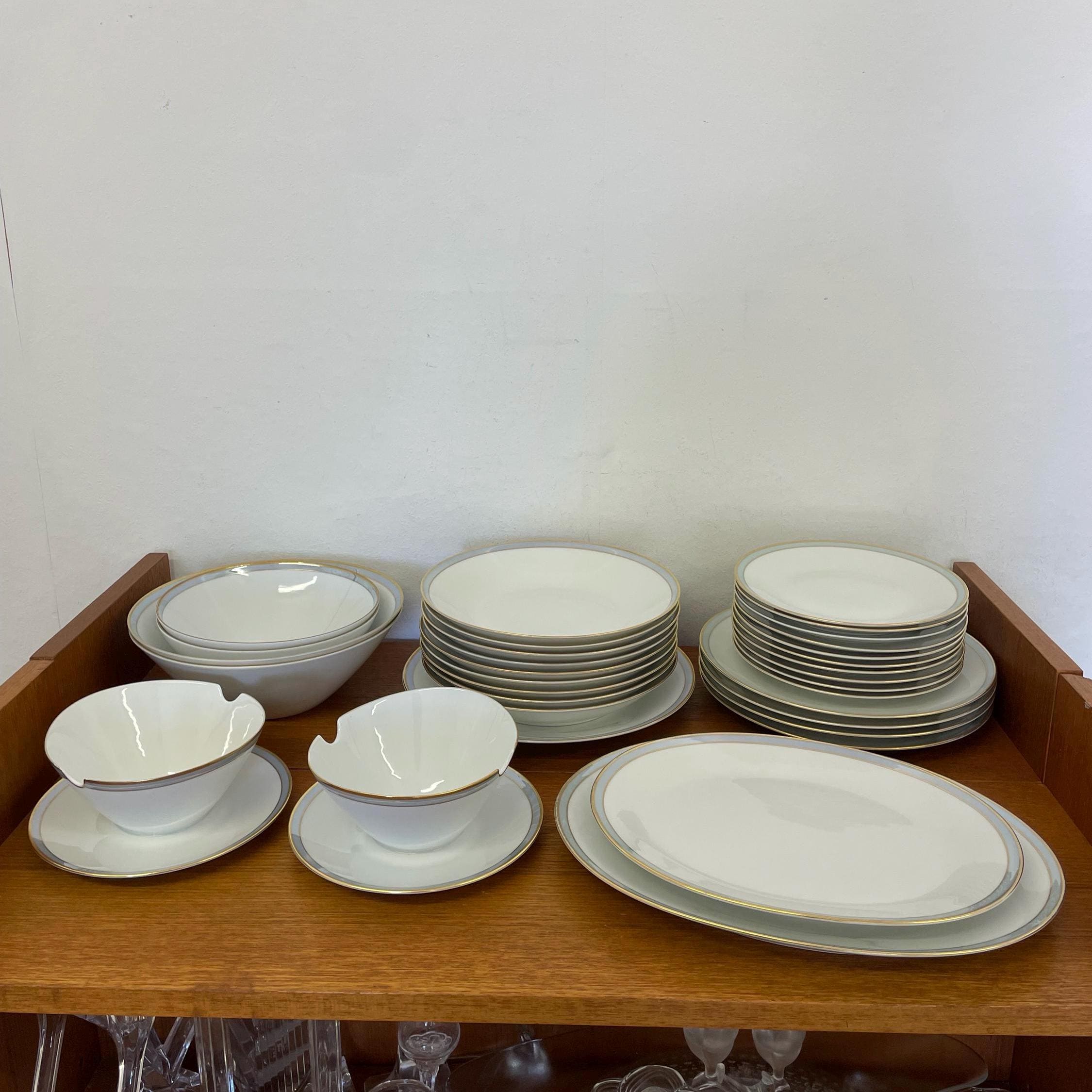 【ＪＯY専用】ローゼンタール サンスーシ ディプロマ クラシックローズ 皿 サンスーシ - ローゼンタール（Rosenthal） 公式オンラインショップ