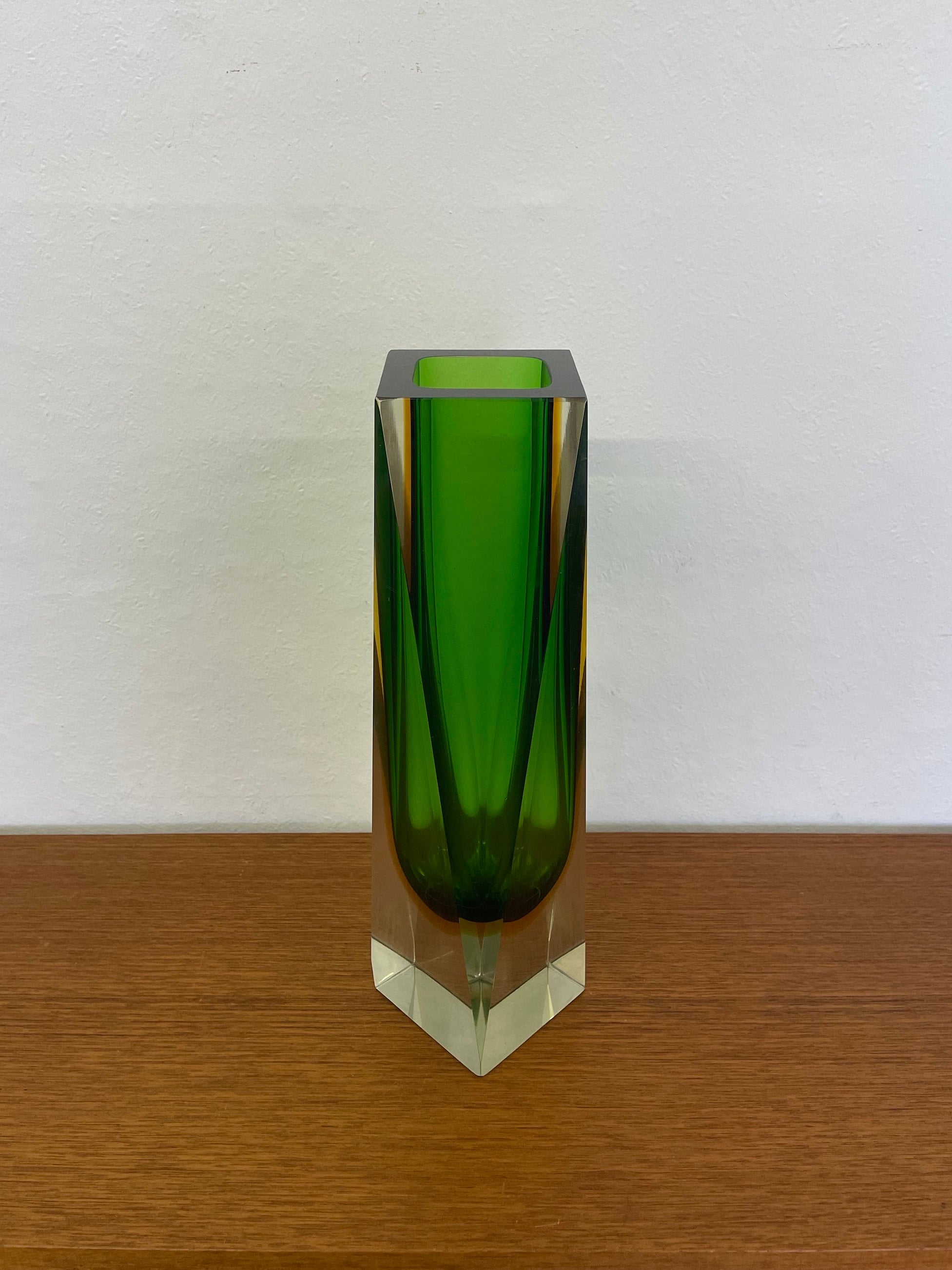 Very large Sommerso Murano glass vase in green & yellow over 30 cm high 70s Mid Century Vintage