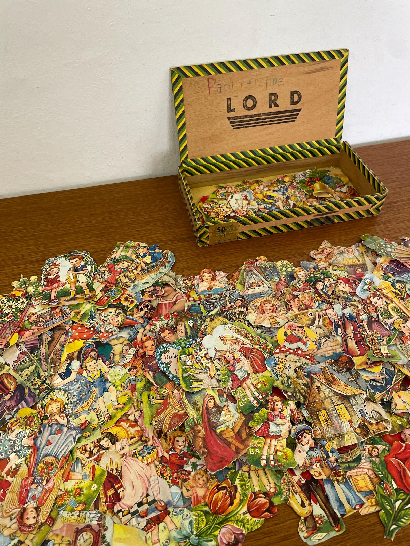 Large XL scrapbooking / wafer collection (fairy tales, Christmas, flowers and co.) 50s 60s Mid Century Vintage