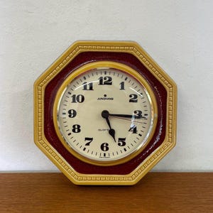 Junghans Quartz Clock / Wall Clock / Kitchen Clock made of ceramic in red, yellow, brown 60s 70s Mid Century Vintage