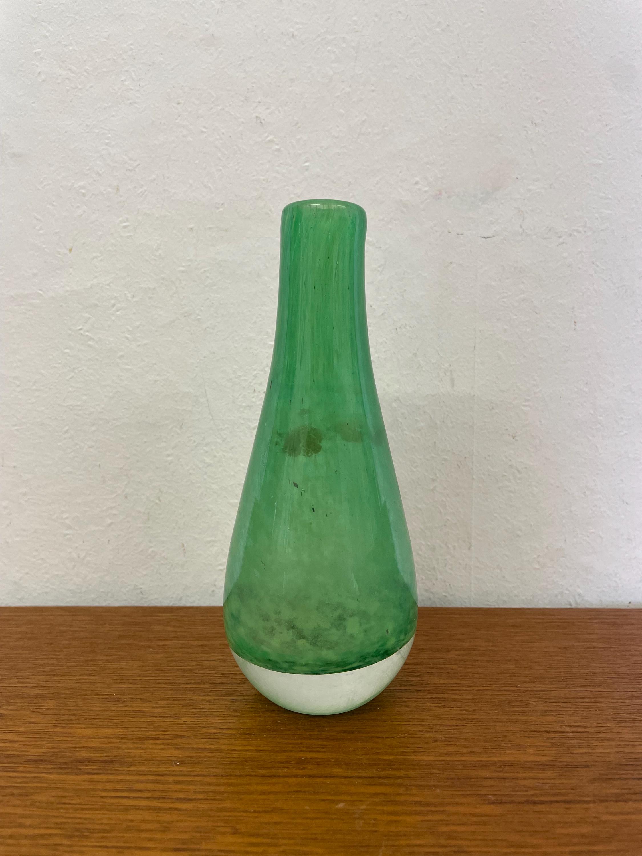ターコイズ / グリーン ガラス花瓶 70 年代ミッドセンチュリー