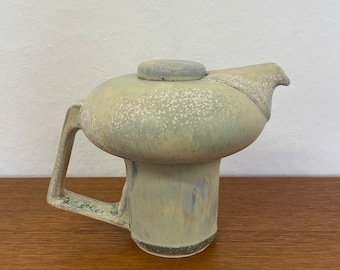 Vintage Keramik Teekanne in besonderer Form 70er Mid Century