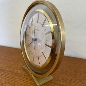 Vintage Europa Quartz Tischuhr Typ 3.202.24 in gold 70er Jahre Mid Century Bild 6