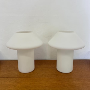 1/2 Honsel Type 57771 table lamp / bedside lamp / mushroom lamp made of glass in white 70s 80s Mid Century Vintage