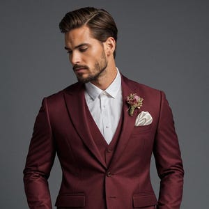 Men&#39;s Suit burgundy Wedding Suit Groom Wear Suit 3 Piece Suit One Button Suit Party Wear Suit For Men Dinner suit New arrival 3 piece suit.