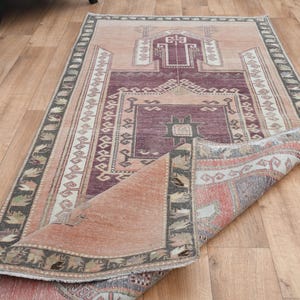 Vintage Herki Runner Rug: Handwoven Wool & Cotton, Pink Purple Pattern (3&#39;5x7&#39;8 ft)