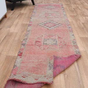 Pink Herki Runner Rug: Vintage Turkish Wool Rug (2.6x10.8 ft)