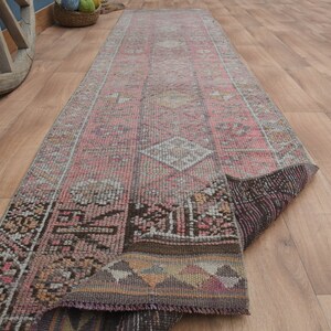 Vintage Pink Oushak Runner Rug: Turkish Wool Hallway Rug (2&#39;7x11&#39;5 ft)