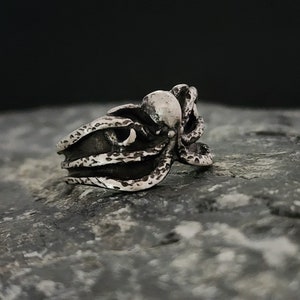 Octopus Tentacle Ring Kraken Sterling Silver 925 Band, Octopus Tentacle Wedding Band, Kraken Wedding Band Unisex Ring, Unique Band