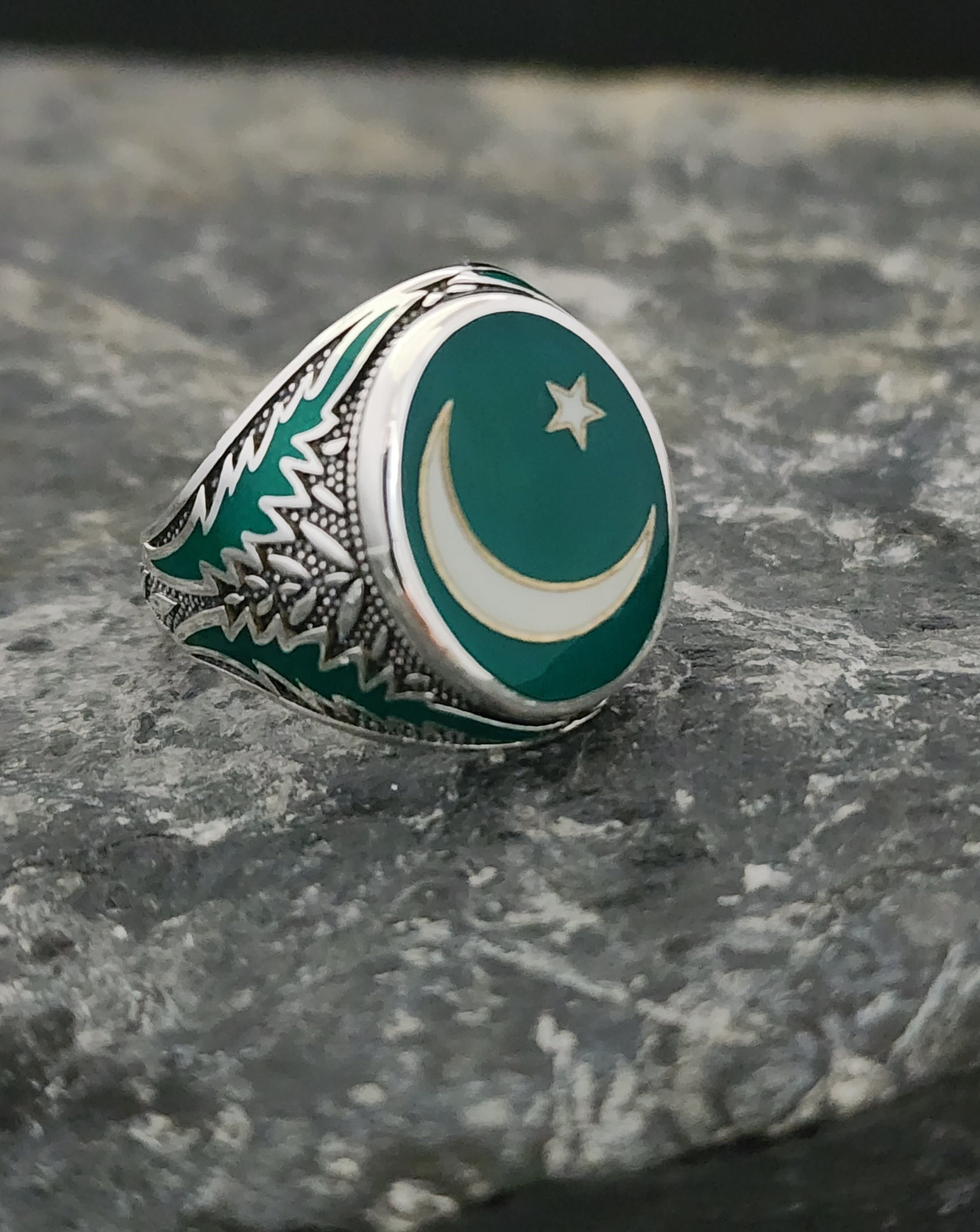 Oval Pakistan Flag Sterling Silver Ring: Enamel Nationals Jewelry
