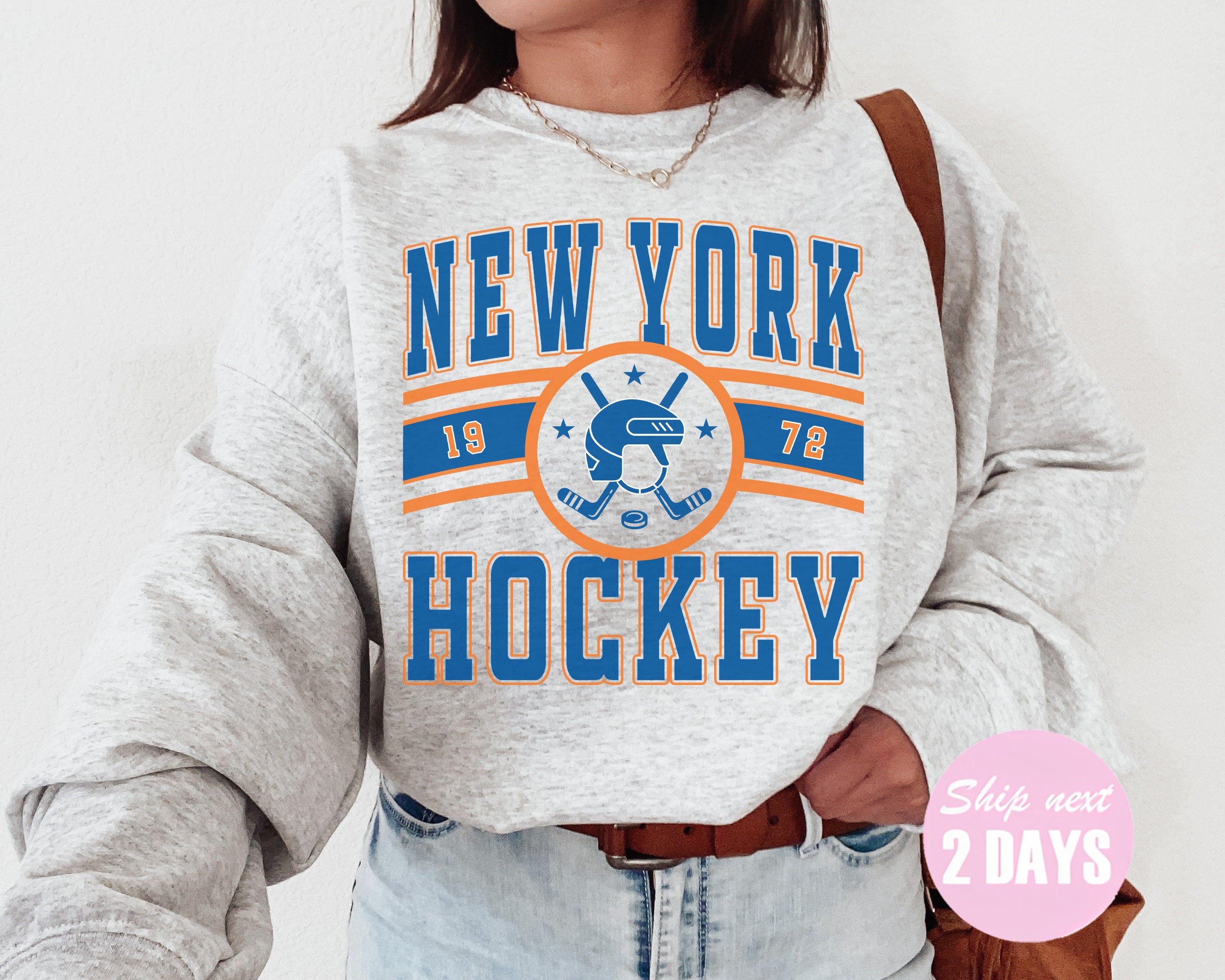 New York Islanders Sweatshirt Vintage Style 90s Old School - Anynee